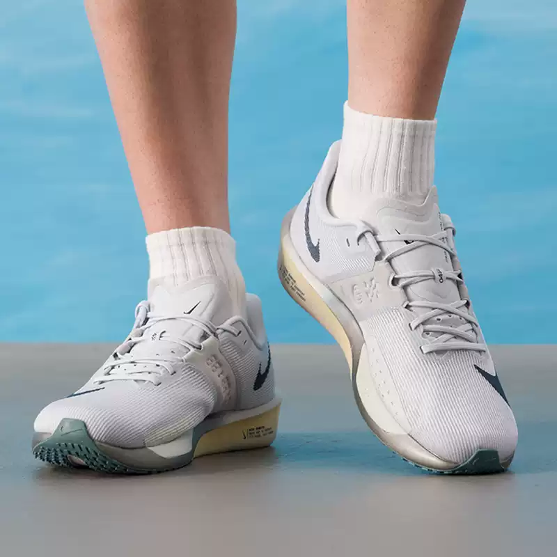 Nike Flash İndirimi Erkek Yarı - Men Shoes Running Sale incelemesi ve fiyatı