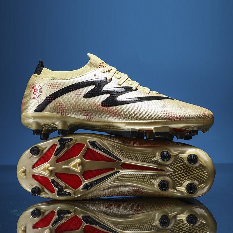 Klasik Marka Futbol Ayakkabıla - Men'S Shoes Vs Women'S Size incelemesi ve fiyatı