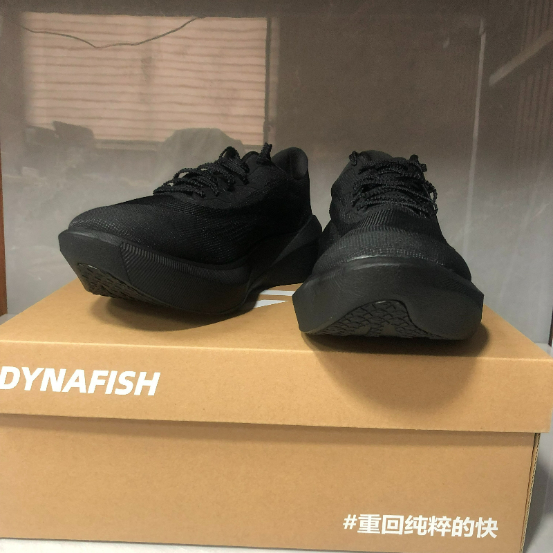 Profesyonel koşu ayakkabıları  - Men'S Shoes Vs Women'S Size incelemesi ve fiyatı